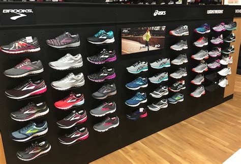 discks sporting goods shoes|dick's sporting goods shoe department.